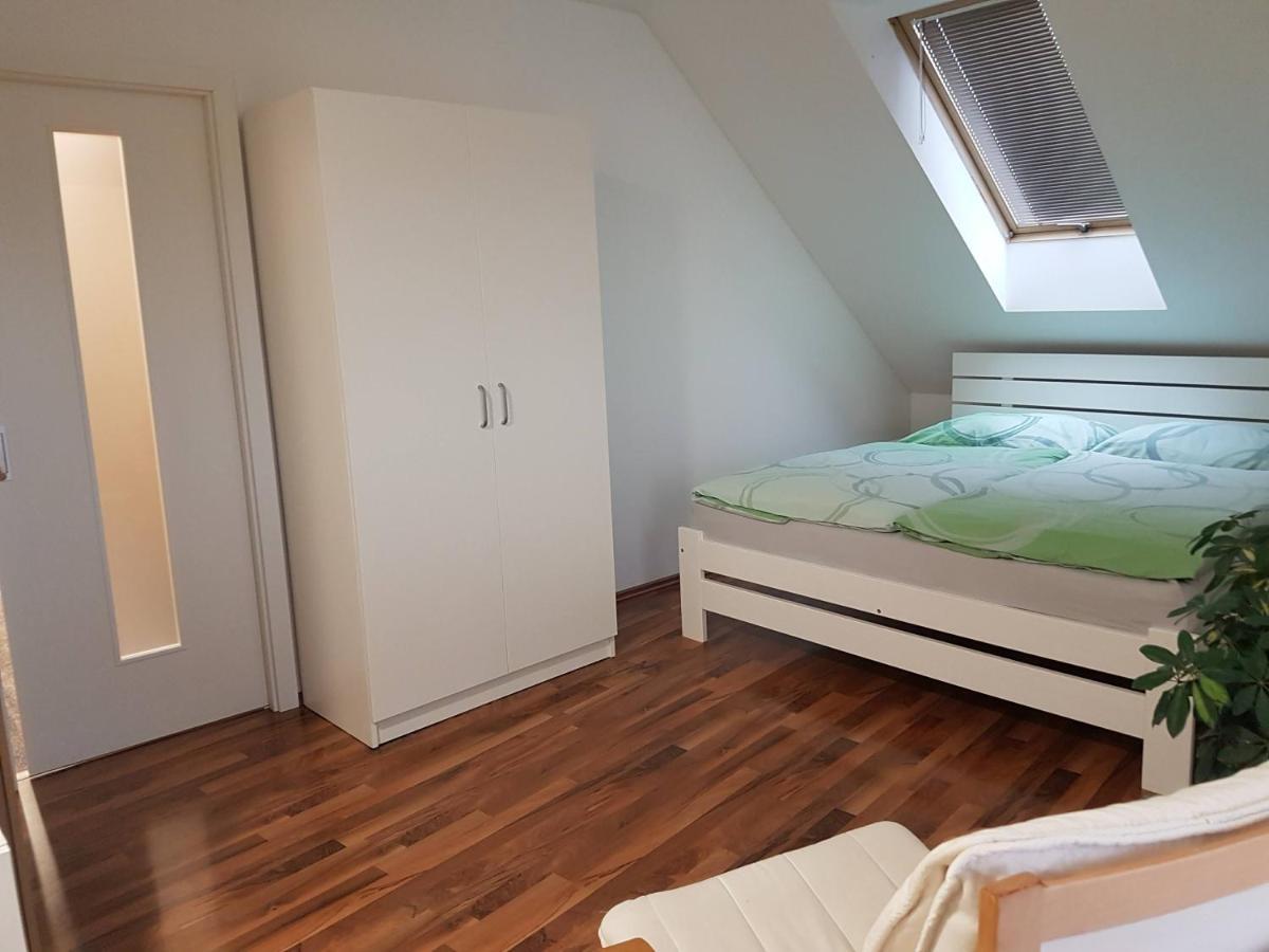 Apartman V Aleji 슬래코브유브루나 외부 사진